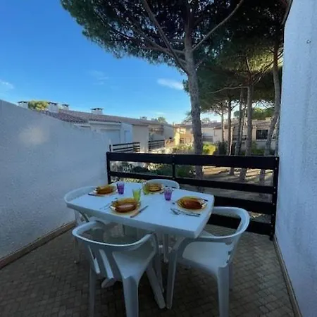 5110 - Cap D'agde - 4 Pers - Pkg - Piscine - Tennis -proche Village Naturiste *